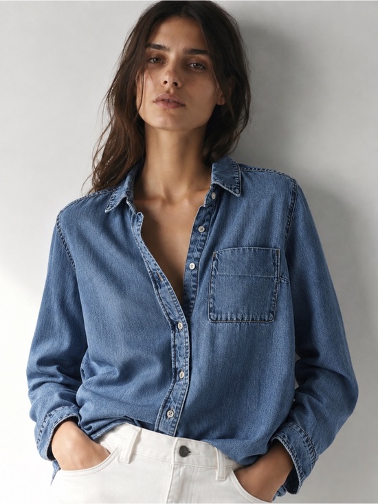 Kut from the Kloth Tops - KUT FROM THE KLOTH Medium Blue Lyocell Denim Chambray Button Down Shirt Size XS